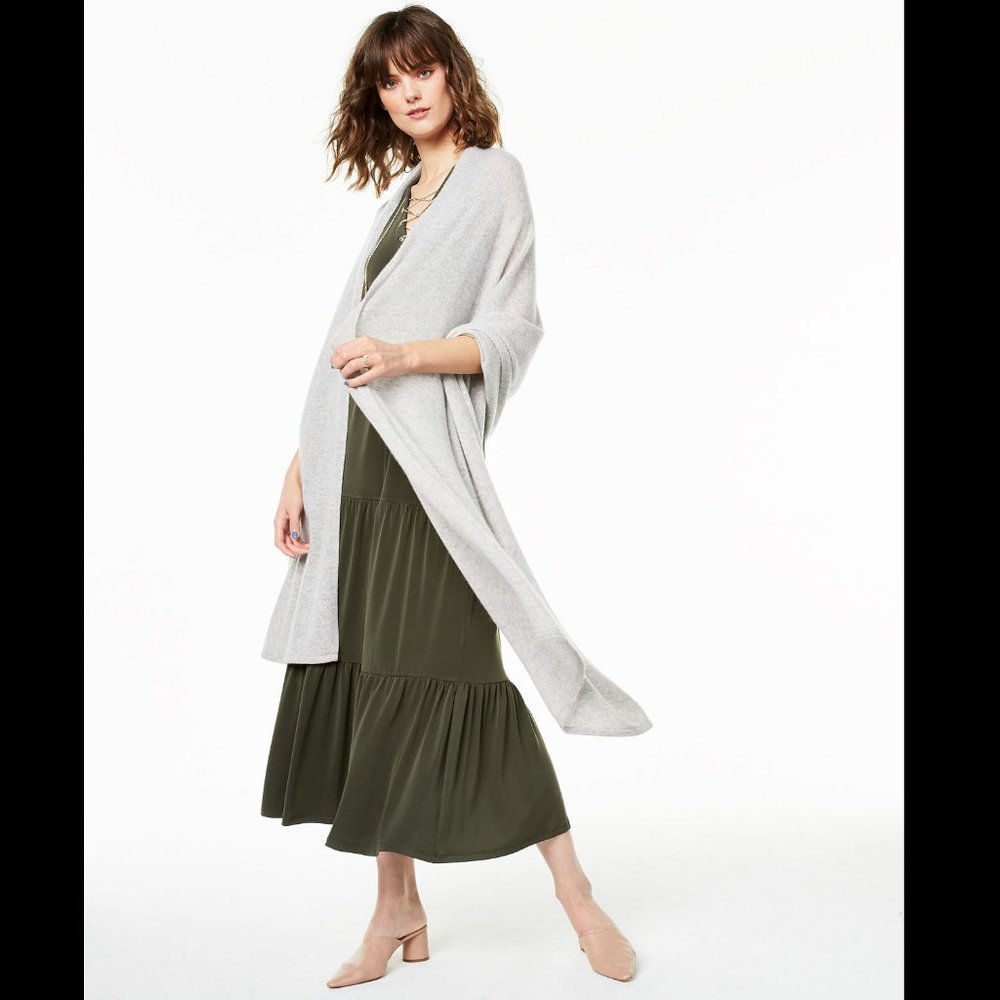 Cashmere wrap, heather grey, NWT!